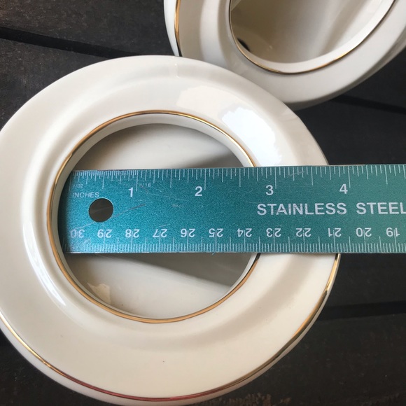 Lenox Ivory Fine China 5” Round Picture Frame Gold Trim - Picture 10 of 11